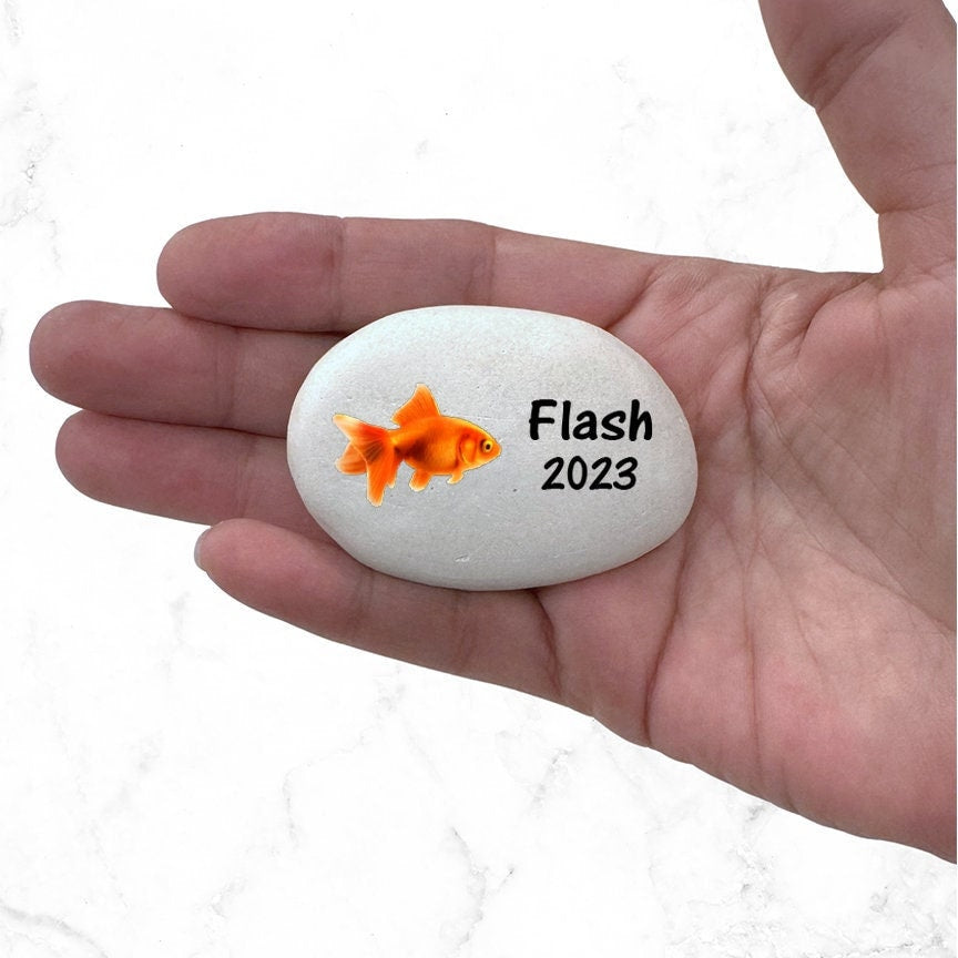 Goldfish Memorial Stone- Personalized Pet Keepsake- Pet Loss Gift - Custom Goldfish Burial Marker - Goldfish Memorial Gift - MemorialGiftsandmore - Memorial Stones - Pets