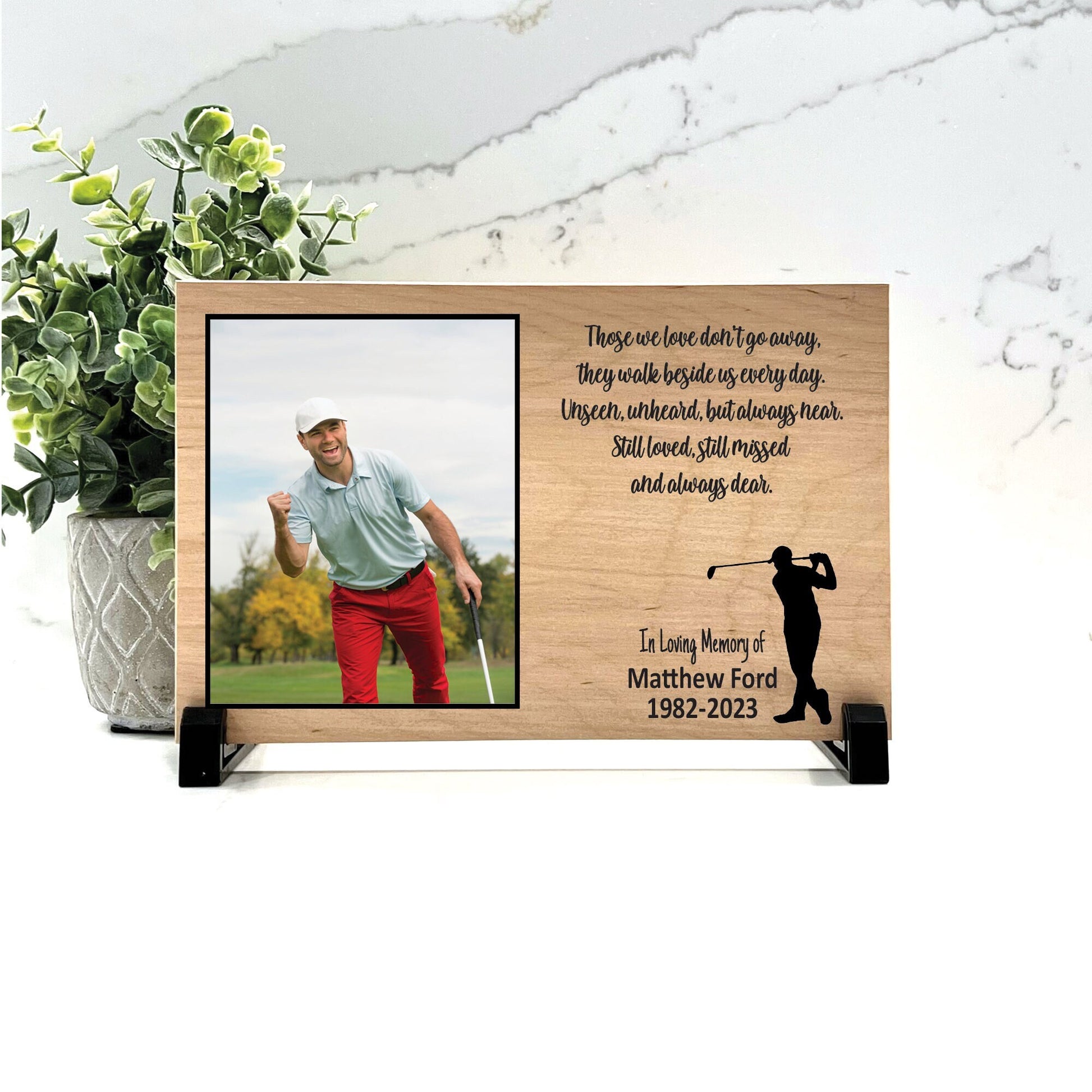 Golfer Memorial Gift, Golfer Photo Memorial, Golfer Memorial Plaque, Loss of loved one photo memorial, Choice of wood background color